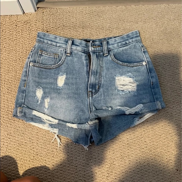 jean shorts - Picture 4 of 5